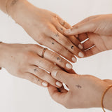 Symbolische kleine vinger ornamenten