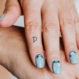 p - Kleine Letter Tatoeage