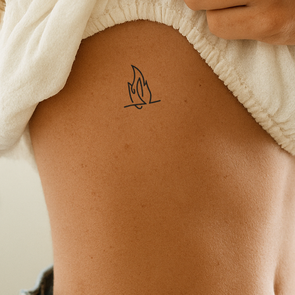 Tatouage Flamme Abstraite 