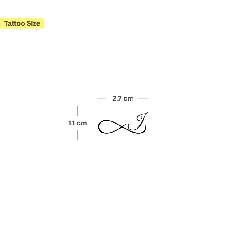 Oneindigheid met initialen tatoeage (A-Z)